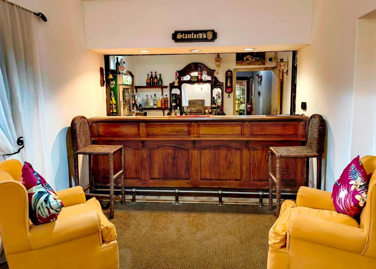 Albertinia Hotel Екстериор снимка